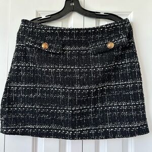 Tweed mini skirt
